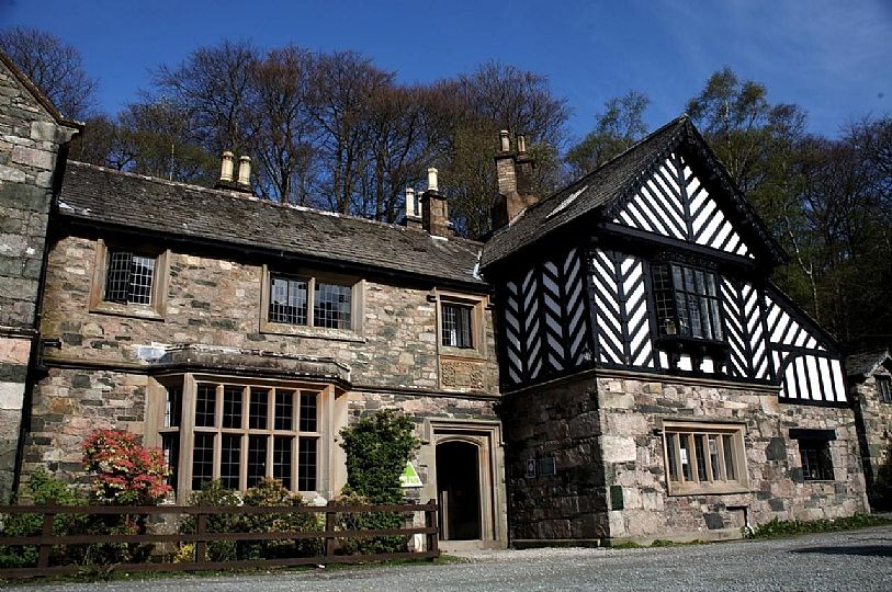 The exterior of Wasdale Hall Youth Hostel